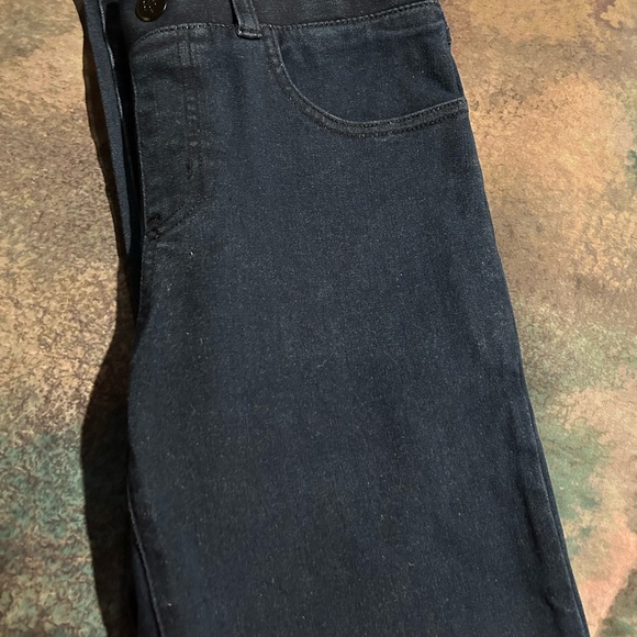Betabrand Four-Pocket Yoga Denim Straight Leg Jeans in Short Petite - Picture 8 of 9